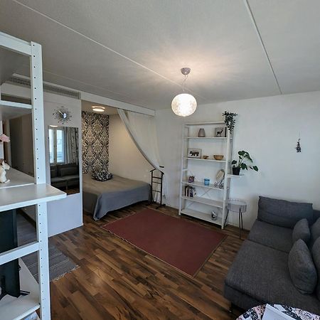 Ihana Huoneisto Meren Laehellae. Helsínquia Exterior foto